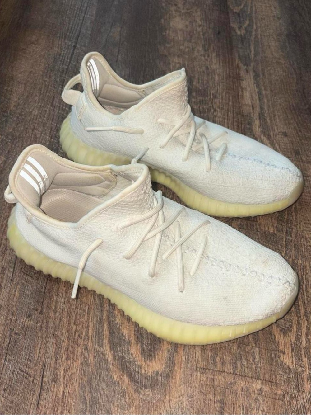 Yeezy Boost 350 V2 Triple White